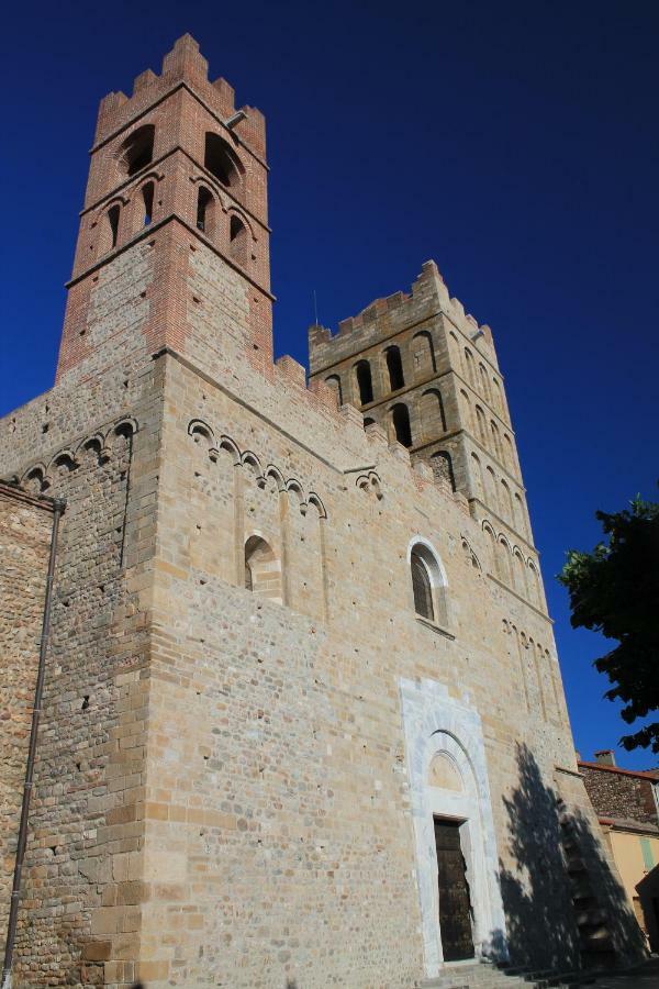 Maison Au Pied De La Cathedrale Елн Екстериор снимка