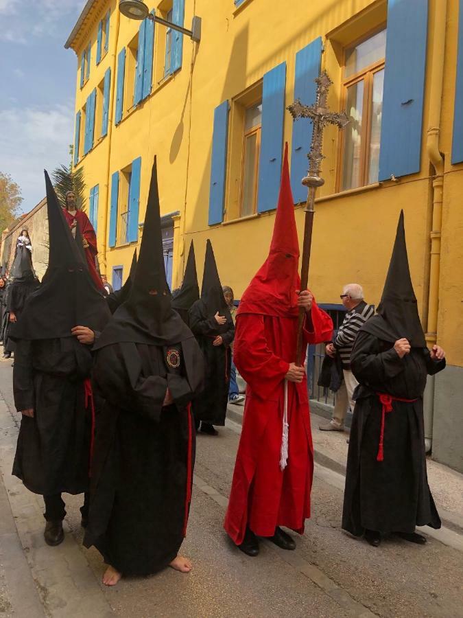 Maison Au Pied De La Cathedrale Елн Екстериор снимка